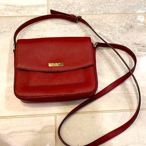 Laurel way Kate Spade Crossbody burgundy worn once